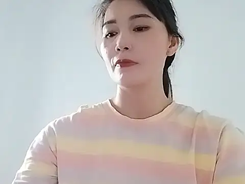 Siglemom sexy online show from June 2026 12:53:02 AM