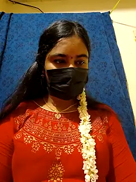 Snapshot of mini-queen chatting on March 2026 08:51:02 AM mini-queen online show from March 2026 08:51:02 AM