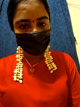 Snapshot of mini-queen chatting on March 2026 07:14:02 AM mini-queen online show from March 2026 07:14:02 AM