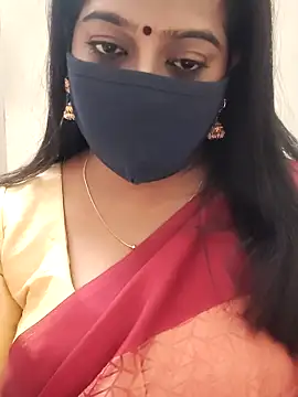 saritha29 online show from December 2025 05:20:01 PM