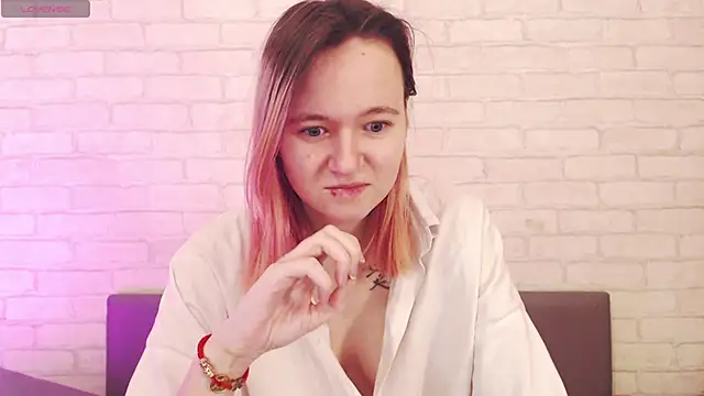 Ericha Stone online show from April 2026 01:30:02 AM