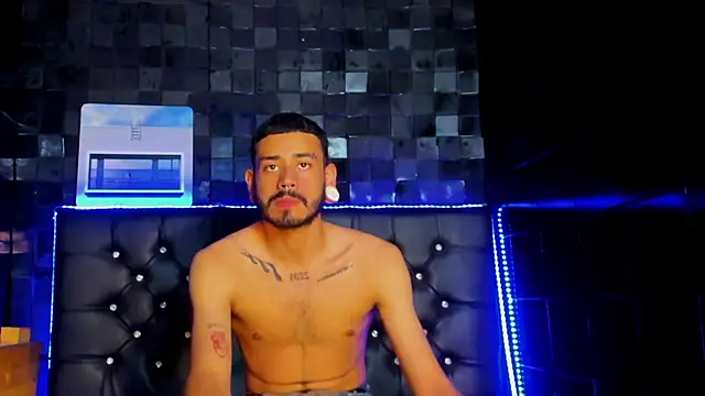 rolo martinez online show from November 2025 07:15:01 PM