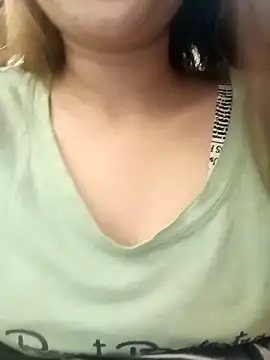 midnightmuse-03 online show from October 2025 07:00:01 PM