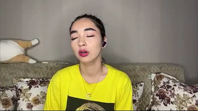 Snapshot of TAG_MIGGI chatting on September 2025 04:27:01 AM TAG MIGGI online show from September 2025 04:27:01 AM