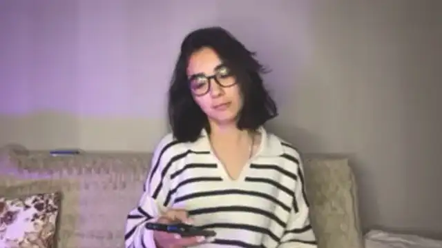 Snapshot of TAG_MIGGI chatting on October 2025 08:17:01 PM TAG MIGGI online show from October 2025 08:17:01 PM