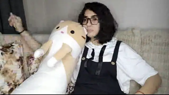 Snapshot of TAG_MIGGI chatting on October 2025 07:22:01 PM TAG MIGGI online show from October 2025 07:22:01 PM