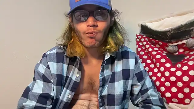 Snapshot of zacthefeetguy chatting on February 2026 03:35:01 AM zacthefeetguy online show from February 2026 03:35:01 AM