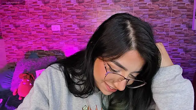 Snapshot of sammy_bunny1 chatting on February 2026 04:30:01 AM sammy bunny1 online show from February 2026 04:30:01 AM