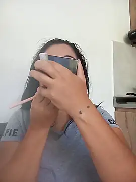 Snapshot of Alisson_Morgann chatting on September 2025 02:29:02 PM Alisson Morgann online show from September 2025 02:29:02 PM