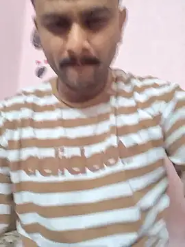 Frvgggghh online show from January 2026 10:36:01 PM