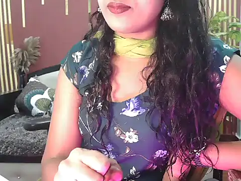 shaalu sharma online show from October 2025 07:40:02 AM