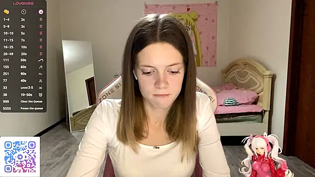 Snapshot of VibeQueenLucy chatting on September 2025 04:12:02 PM VibeQueenLucy online show from September 2025 04:12:02 PM