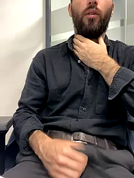 Snapshot of speddy34 chatting on September 2025 06:06:01 AM speddy34 online show from September 2025 06:06:01 AM