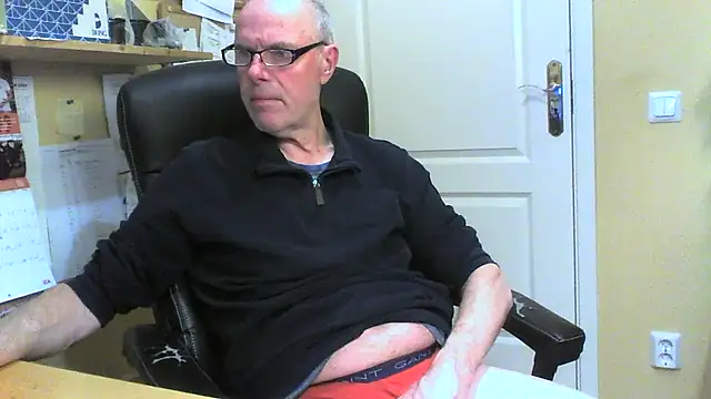 Klipparn online show from March 2026 07:20:02 PM