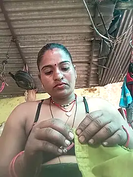 Hansini Gowda online show from October 2025 05:18:01 AM