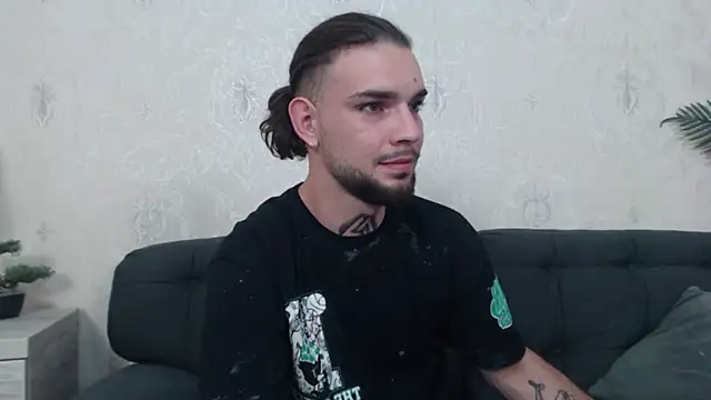 Snapshot of DanyelCarter chatting on September 2025 10:49:01 AM DanyelCarter online show from September 2025 10:49:01 AM