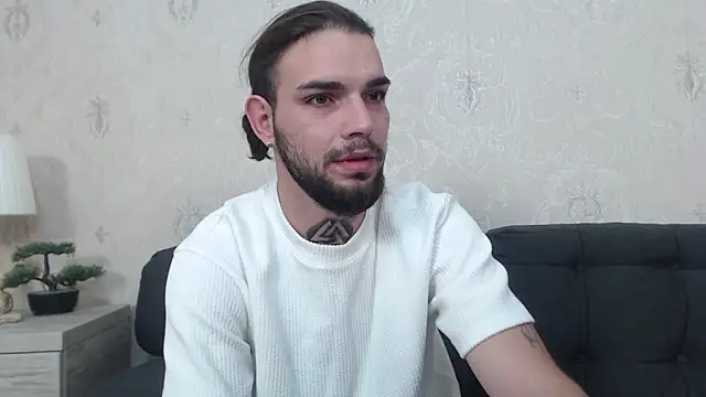 Snapshot of DanyelCarter chatting on October 2025 06:39:01 PM DanyelCarter online show from October 2025 06:39:01 PM