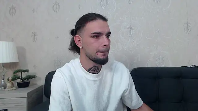 Snapshot of DanyelCarter chatting on October 2025 06:29:01 PM DanyelCarter online show from October 2025 06:29:01 PM