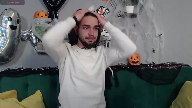 Snapshot of DanyelCarter chatting on October 2025 08:03:02 PM DanyelCarter online show from October 2025 08:03:02 PM