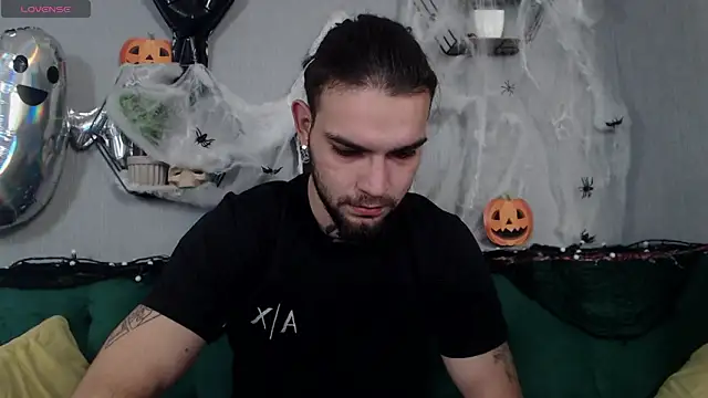 Snapshot of DanyelCarter chatting on October 2025 08:24:02 PM DanyelCarter online show from October 2025 08:24:02 PM