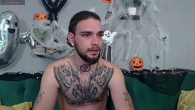 Snapshot of DanyelCarter chatting on October 2025 08:43:02 PM DanyelCarter online show from October 2025 08:43:02 PM