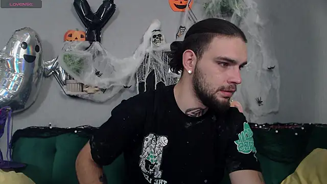 Snapshot of DanyelCarter chatting on October 2025 06:52:02 PM DanyelCarter online show from October 2025 06:52:02 PM