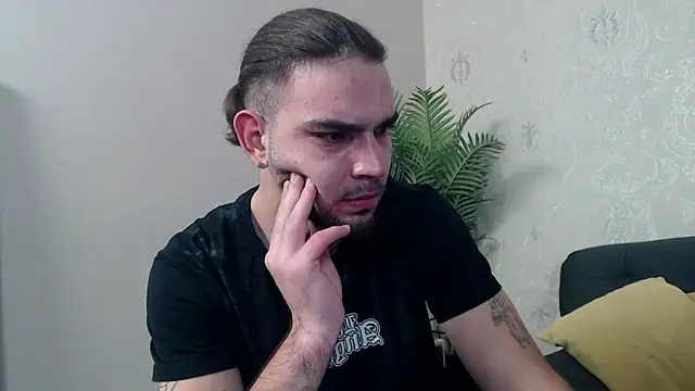 Snapshot of DanyelCarter chatting on November 2025 06:41:04 PM DanyelCarter online show from November 2025 06:41:04 PM