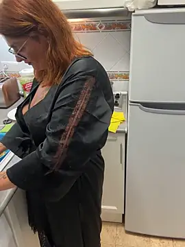 IrishmilfAnna online show from October 2025 07:04:02 PM