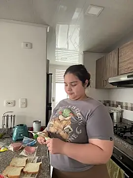 PortuPAWG online show from February 2026 07:17:02 PM