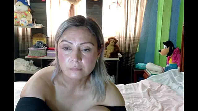  Charlize theron  online show from May 2026 06:02:02 PM