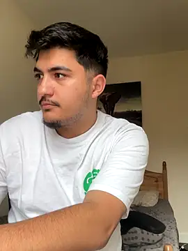 Snapshot of mixedcouplee69 chatting on October 2025 10:34:02 AM mixedcouplee69 online show from October 2025 10:34:02 AM