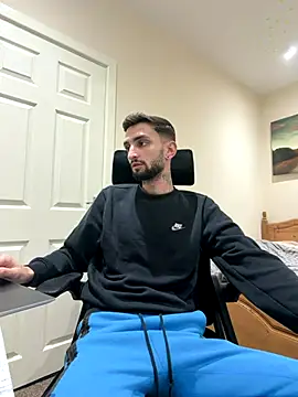 mixedcouplee69 online show from December 2025 06:47:02 PM