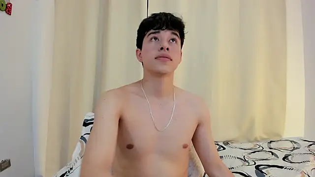 Snapshot of mrhot_night chatting on November 2025 01:04:01 AM mrhot night online show from November 2025 01:04:01 AM