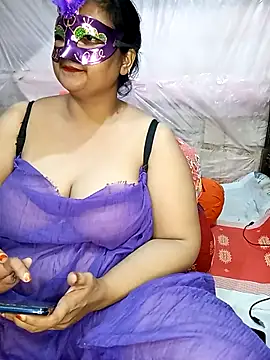 Tanisha-Chy online show from October 2025 05:33:01 PM