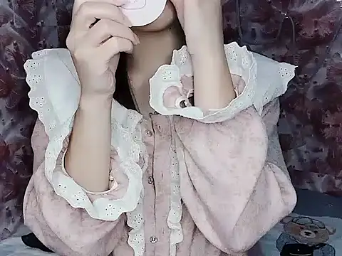 Snapshot of Miumiu028 chatting on November 2025 03:50:02 AM Miumiu028 online show from November 2025 03:50:02 AM