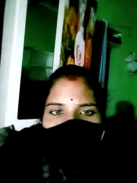 Hot reew online show from November 2025 02:28:01 PM