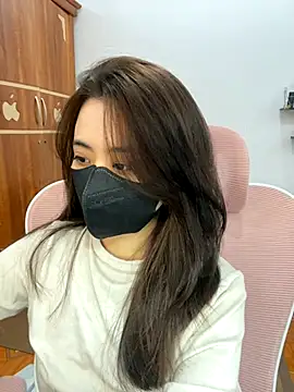 Snapshot of Mochi21 chatting on November 2025 03:28:02 AM Mochi21 online show from November 2025 03:28:02 AM