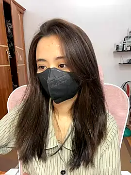 Snapshot of Mochi21 chatting on November 2025 03:30:01 AM Mochi21 online show from November 2025 03:30:01 AM