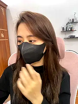 Snapshot of Mochi21 chatting on December 2025 05:47:02 AM Mochi21 online show from December 2025 05:47:02 AM