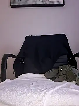 Snapshot of CinnaCakesss chatting on January 2026 05:39:01 PM CinnaCakesss online show from January 2026 05:39:01 PM