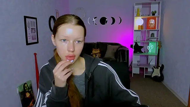 Snapshot of khloebeauty chatting on October 2025 05:57:02 AM khloebeauty online show from October 2025 05:57:02 AM