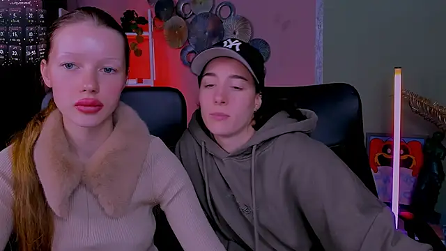 Snapshot of khloebeauty chatting on October 2025 07:11:01 PM khloebeauty online show from October 2025 07:11:01 PM