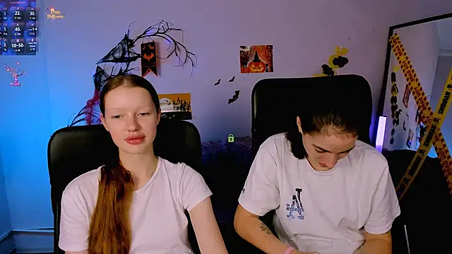 Snapshot of khloebeauty chatting on November 2025 08:20:02 PM khloebeauty online show from November 2025 08:20:02 PM