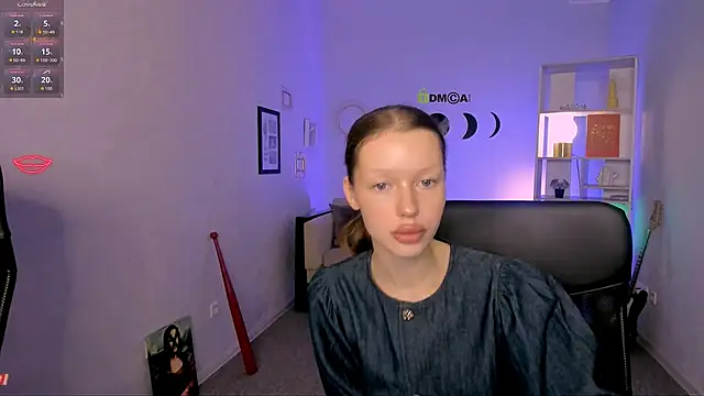 Snapshot of khloebeauty chatting on November 2025 08:08:01 PM khloebeauty online show from November 2025 08:08:01 PM