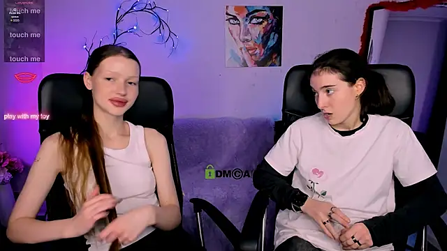 Snapshot of khloebeauty chatting on December 2025 08:14:02 PM khloebeauty online show from December 2025 08:14:02 PM