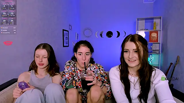 Snapshot of khloebeauty chatting on December 2025 10:48:01 PM khloebeauty online show from December 2025 10:48:01 PM