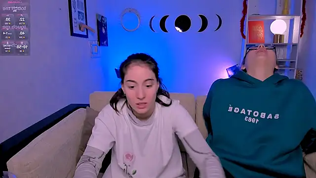 Snapshot of khloebeauty chatting on February 2026 02:53:01 AM khloebeauty online show from February 2026 02:53:01 AM