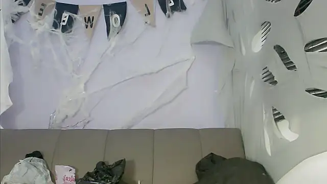 Snapshot of mishel_hott chatting on October 2025 08:09:02 PM mishel hott online show from October 2025 08:09:02 PM