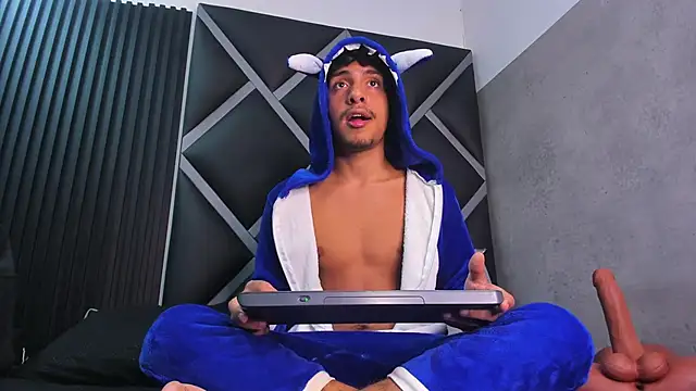 maximiliano jam online show from September 2025 04:13:02 AM