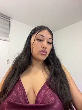 SharaRous online show from May 2026 12:48:02 AM